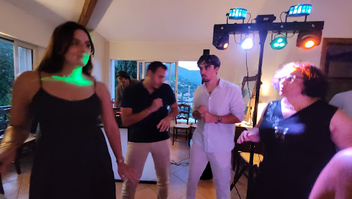 Photo from customer review